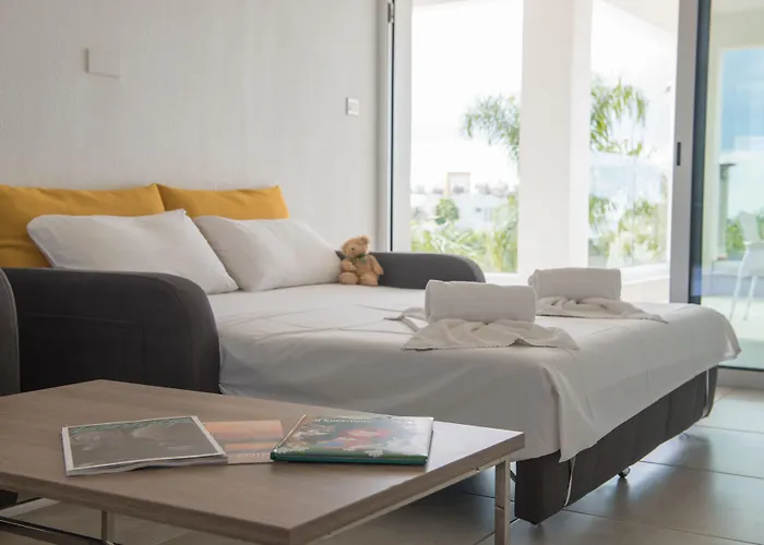 Aparthotel La Casa Di Napa Ayia Napa