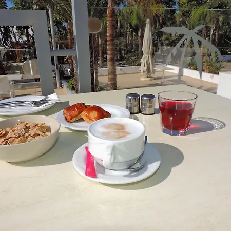 Aparthotel La Casa Di Napa Agia Napa