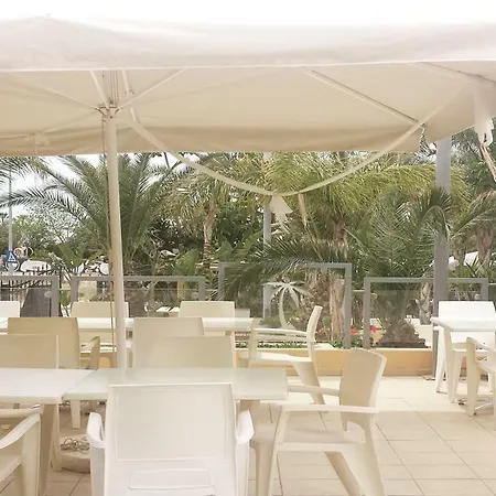 Lägenhetshotell La Casa Di Napa Ayia Napa